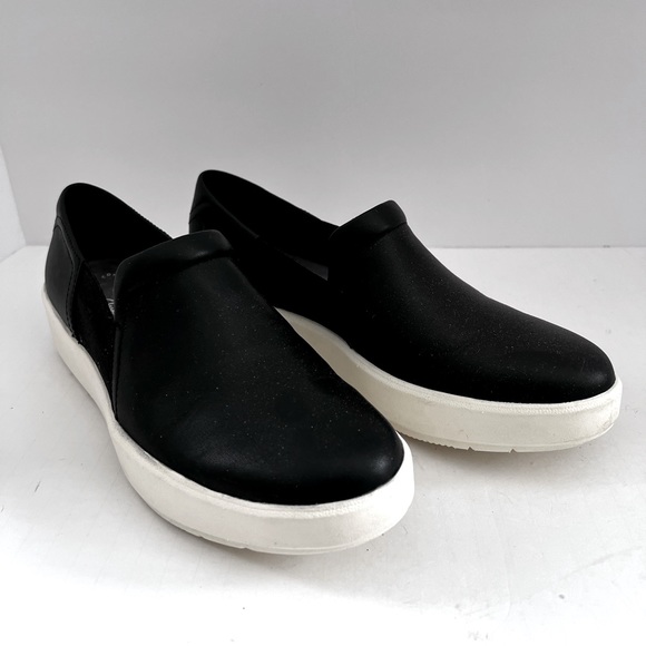 New Clarks 8.5 Ultra Comfort Black w/White Bottoms - Picture 3 of 8